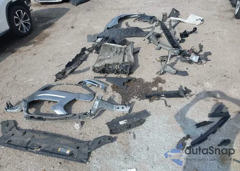 2020 Lincoln Nautilus Reserve z USA, uszkodzony, nr VIN 2LMPJ6K95LBL04244